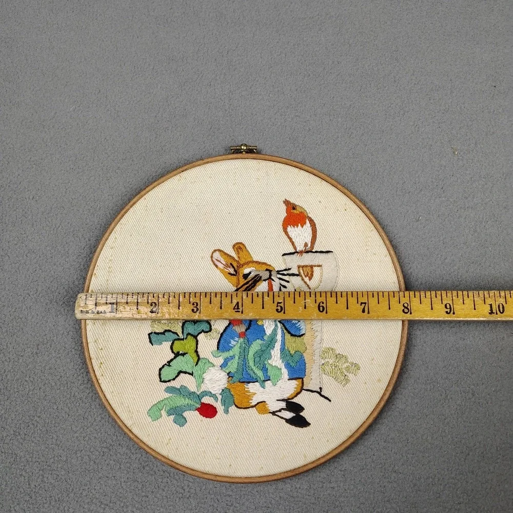 Vintage Needlepoint On Hoop Peter Rabbit In Garden Charming MCM Wall Hanging 8
